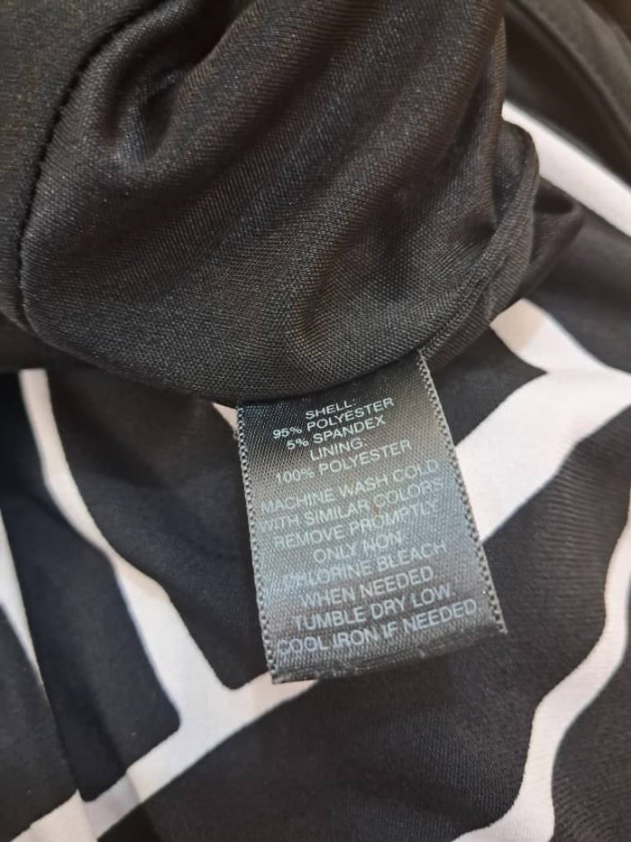 White House Black Market Dress - Image 3