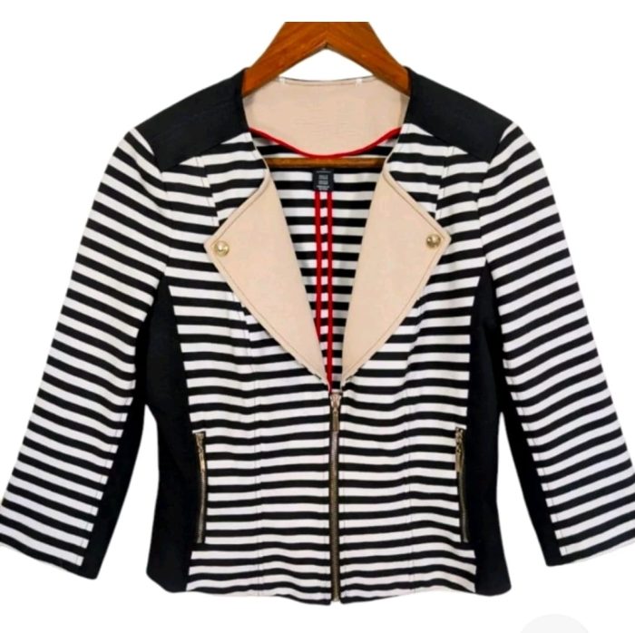 White House Black Market Jacket - Image 4