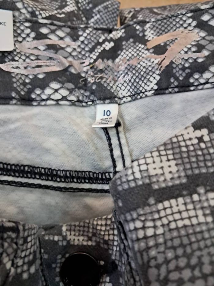 Seven (7) Premium Quality Brand Pant - Image 2