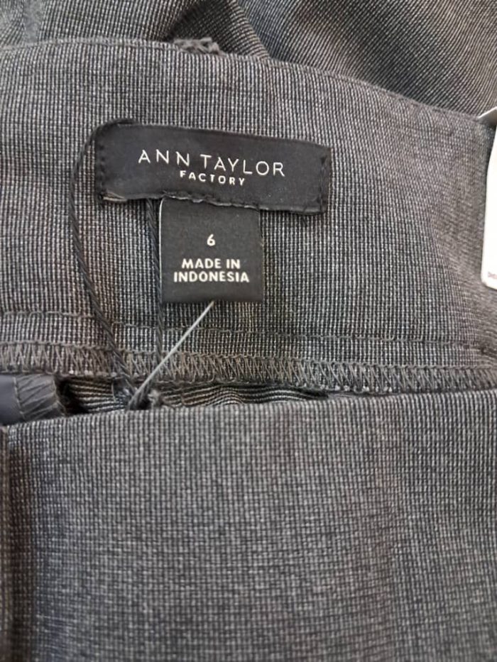 Ann Taylor Pant - Image 3