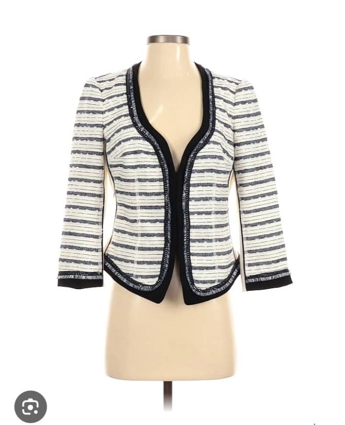 White House Black Market Jacket. US 8 - Image 3
