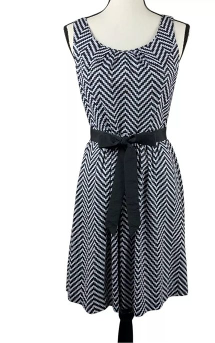 White House Black Market Dress. US 2