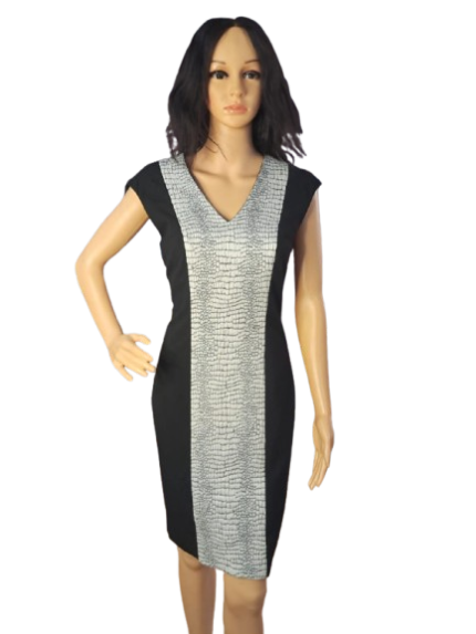 Calvin Klein Sleeveless Dress. US 6