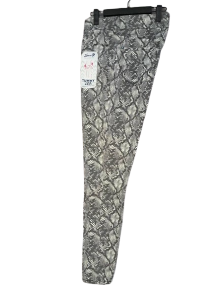 Seven (7) Premium Quality Brand Pant