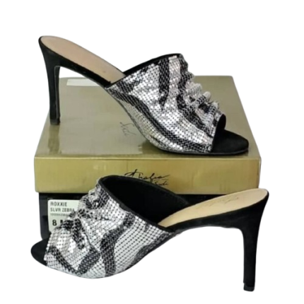 Thalia Sodi heels