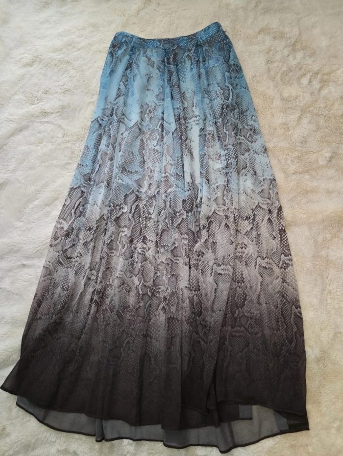 White House Black Market Maxi Skirt. Sizes 2 and 12 - Image 6