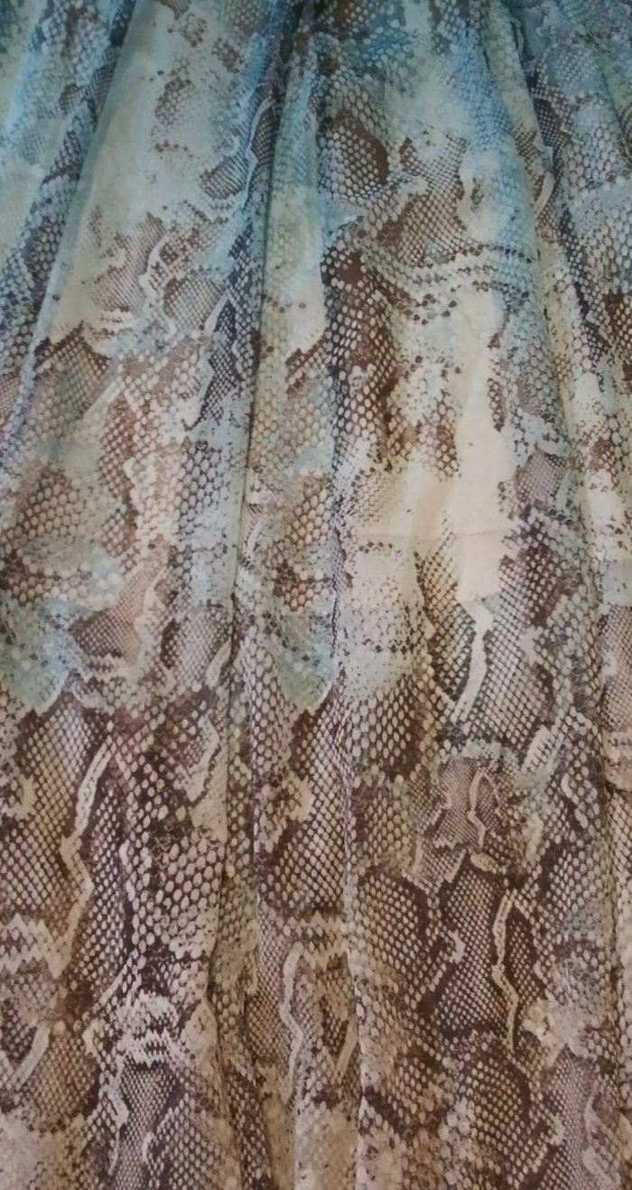 White House Black Market Maxi Skirt. Sizes 2 and 12 - Image 5