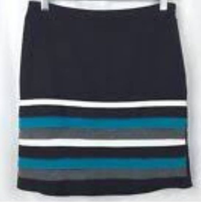 White House Black Market mini Skirt.  0, 2, 4, 12, 14, 16 - Image 2