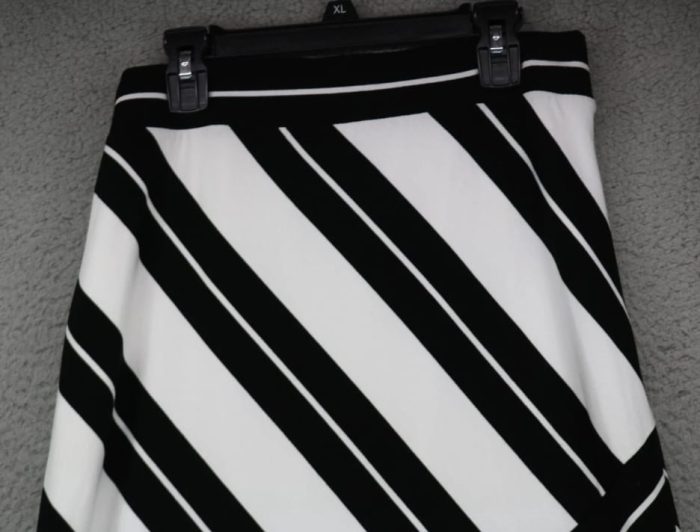 White House Black Market White & Black stripes maxi skirt - Image 3