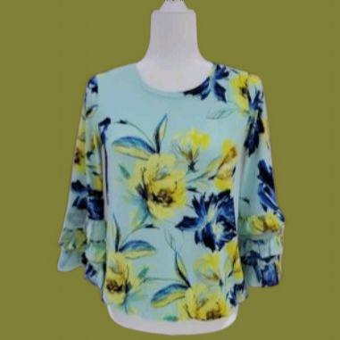 Alfani Floral Top. Size Petite