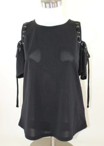 International Concept Cold-Shoulder Top. Xs
