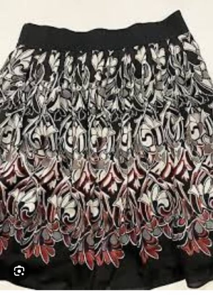 white House Black Market short Skirt. Size 6.