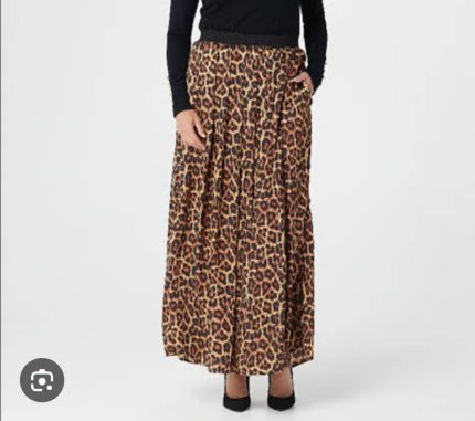 Joan Rivers Maxi Skirt. Small