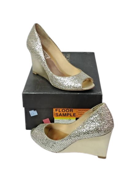 Badgley Mischka  Pumps