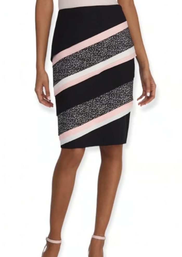 White House Black Market Skirt. US 0 Available