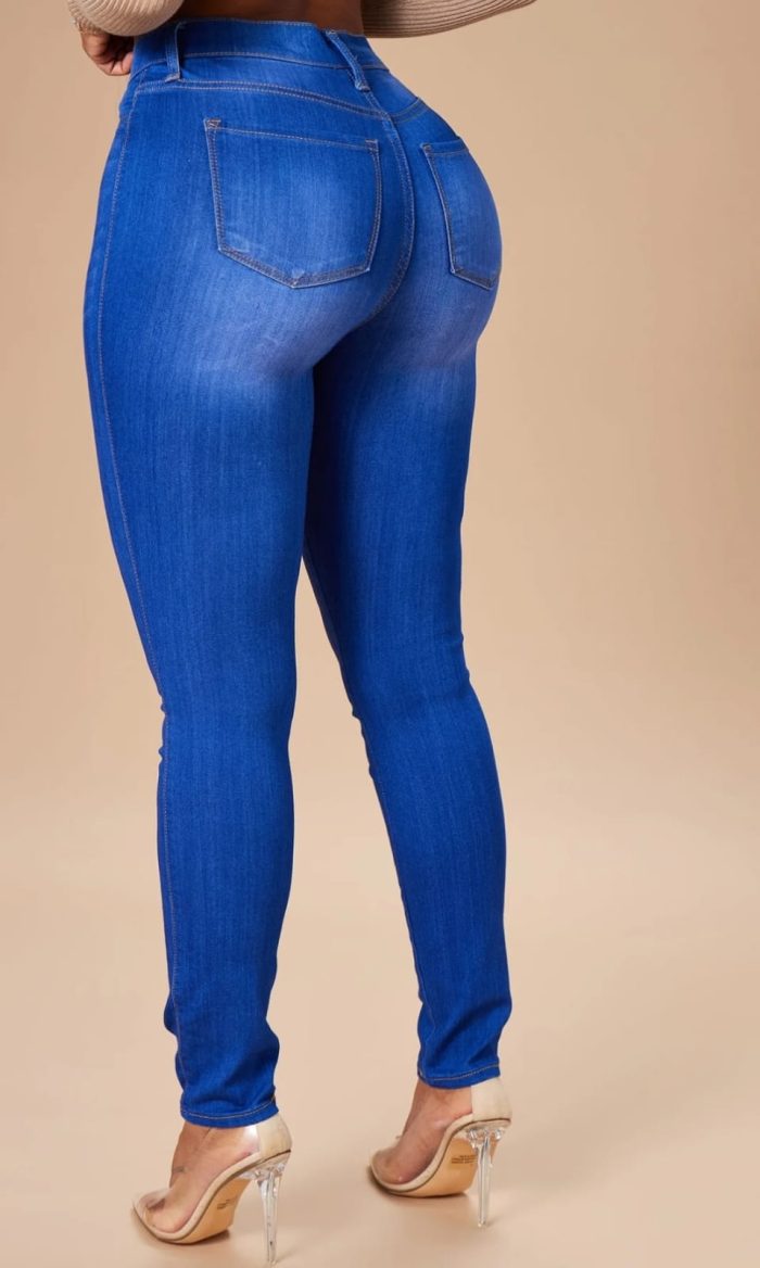 Fashion Nova High Rise Stretch Skinny Jeans. SIZE 9. (Med)