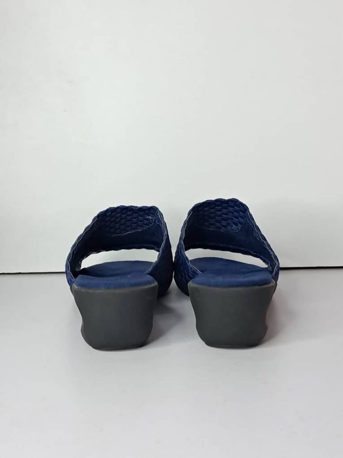 Aerosoles Heelrest Slip-On. US 10M - Image 3