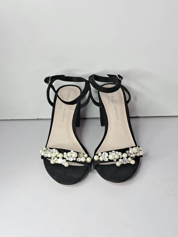 Chinese Laundry Sandals us 8 - Image 2