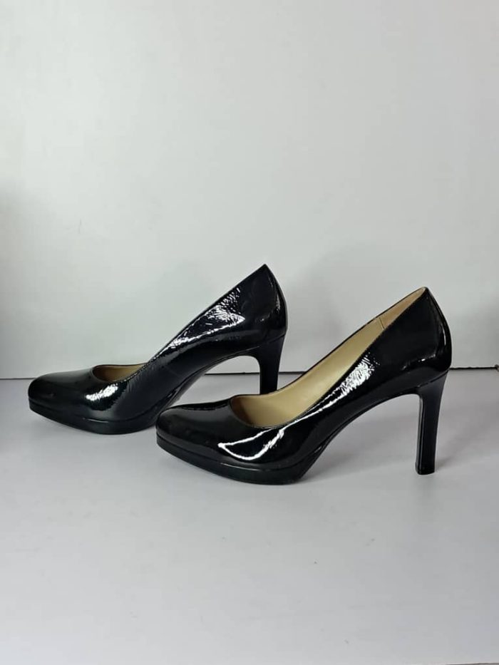 Naturalizer Pumps. US 10.5M - Image 3