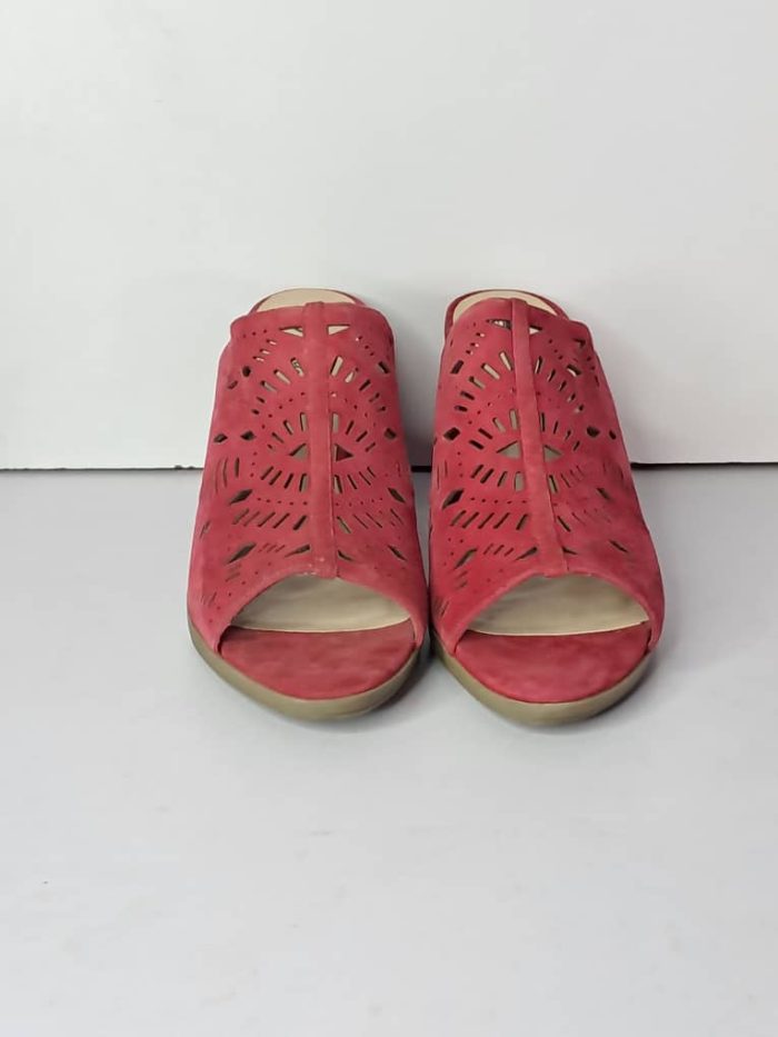 Bella-Vita Slip-On. US 11N - Image 2