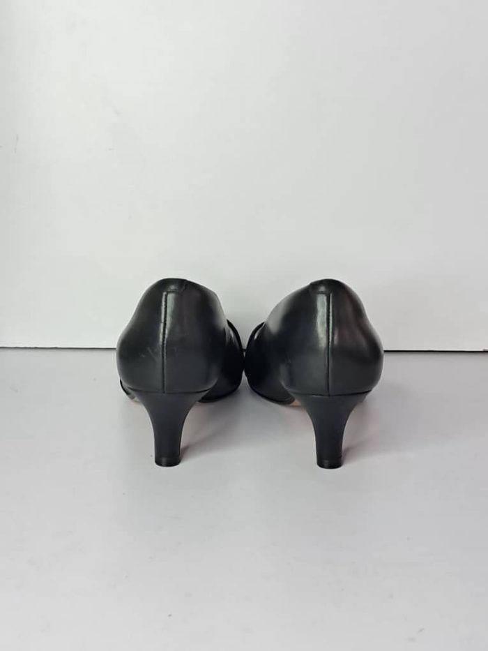 Clarks Collection Pumps. US 9.5M - Image 3