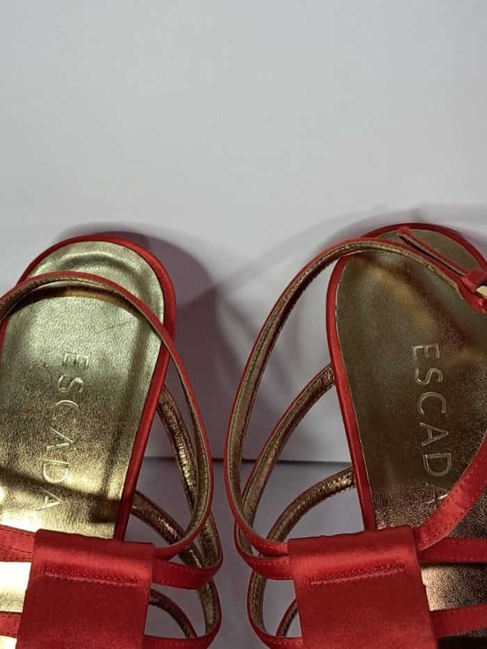 Escada Vero Cuoio Sandals. US 39.5 - Image 3