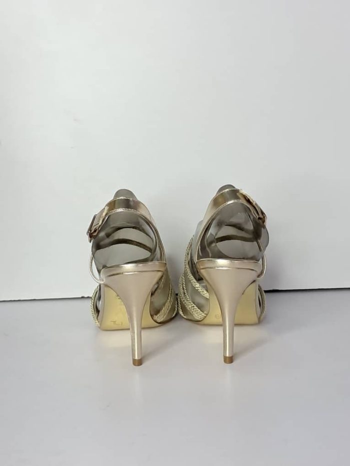 Adrianna Papell Sandals. US 8M - Image 3