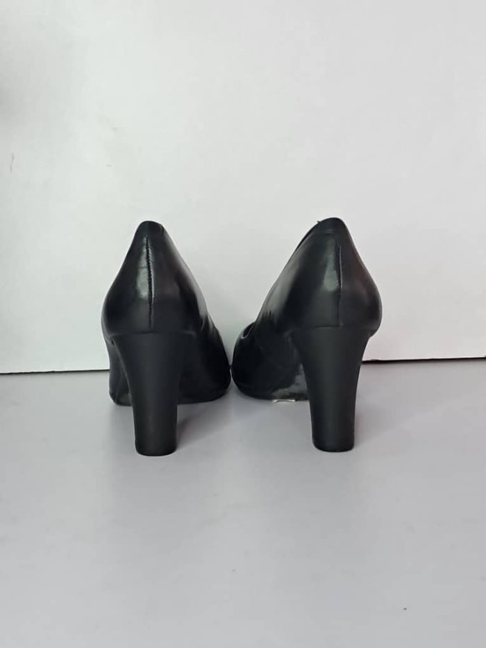 Rockport Walkability Pumps. US 9.5 - Image 3