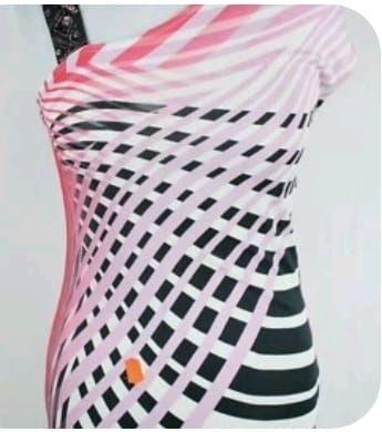 Marciano Guess Top. size 40