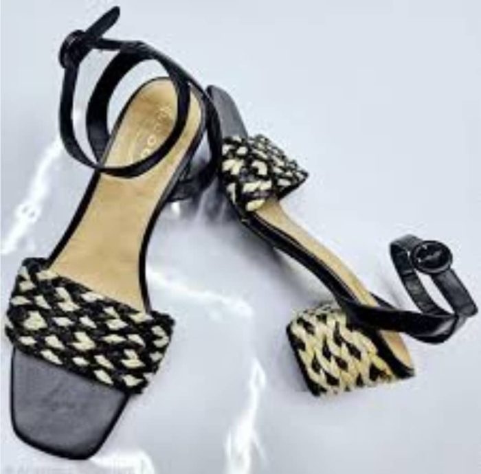 Scoop Sandals, US 10 - Image 2