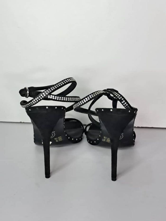 Chinese Laundry Sandals. US 10M - Image 3
