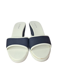 Ann Taylor Slide. US 10