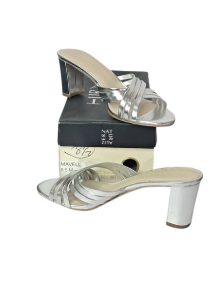 Cupcakes and Cashmere Slip-On. US 8.5M
