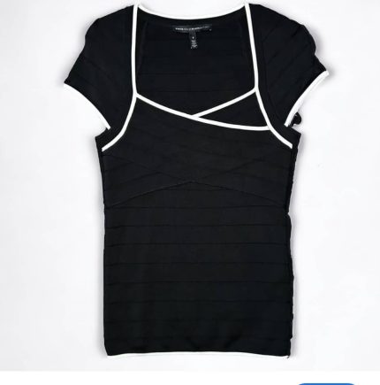 White House Black Market Top. US  S