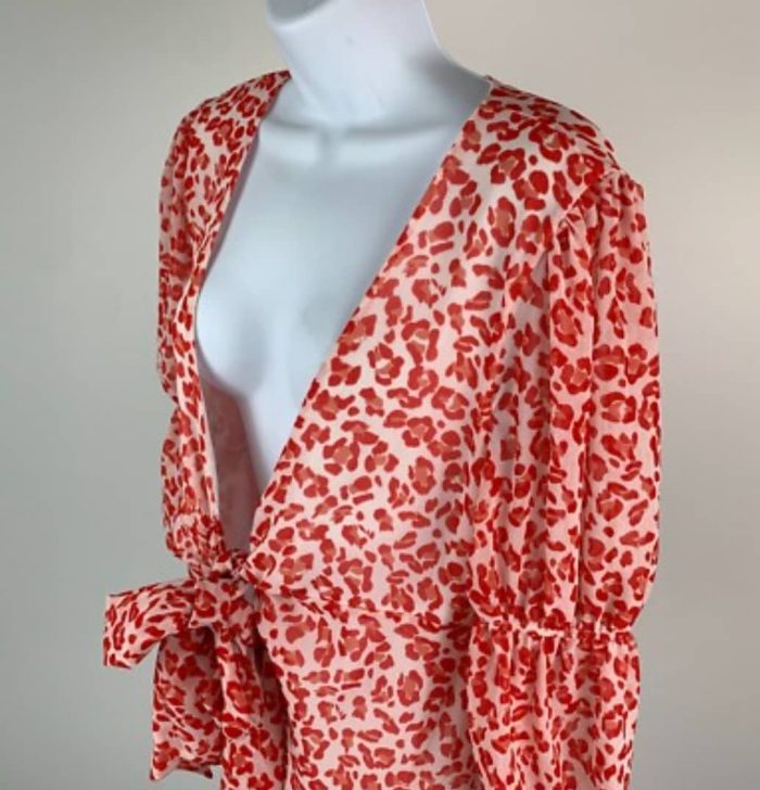 New York & Company Top. US XS - Image 2